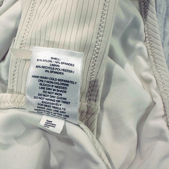 Shade & Shore Double O-Ring Ribbed One Piece Swimsuit, Medium - Picture 4 of 5